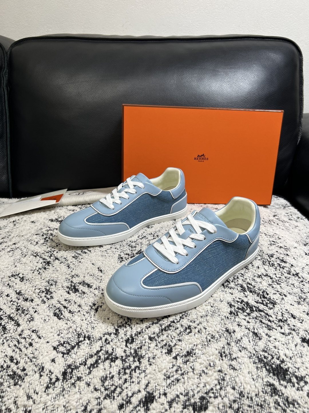 Hermes  高品质  顶级工艺品  爱马仕 专柜同步发售原厂配置，意大利进口原版牛皮面料，高品质拼接工艺，全进口水染