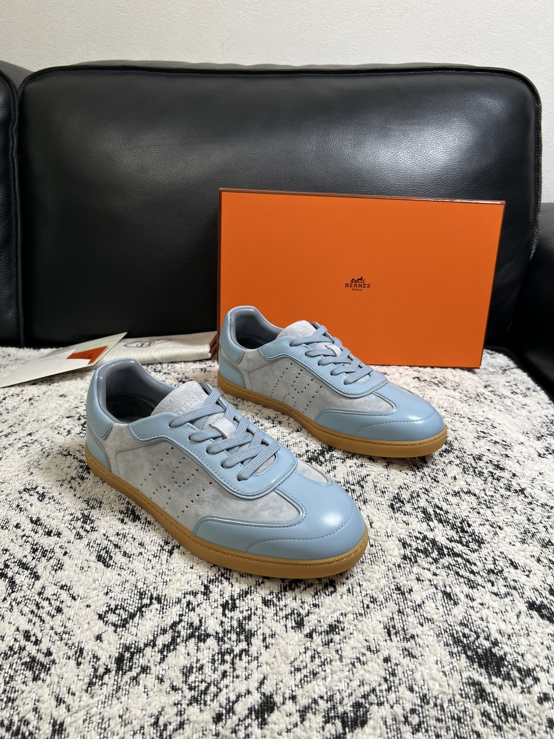 Hermes 高品质 顶级工艺品 爱马仕 专柜同步发售原厂配置,意大利进口原版牛皮面料,高品质拼接工艺,全进口水染 Hermes 高品质 顶级工艺品 爱马仕 专柜同步发售原厂配置,意大利进口原版牛皮面料,高品质拼接工艺,全进口水染