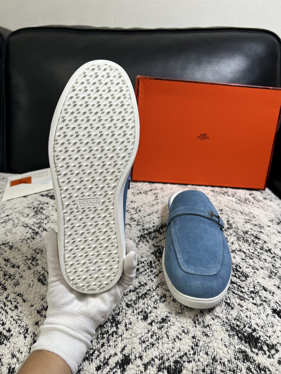 Hermes  高品质  顶级工艺品  爱马仕 专柜同步发售原厂配置，意大利进口原版牛皮面料，高品质拼接工艺，全进口水染