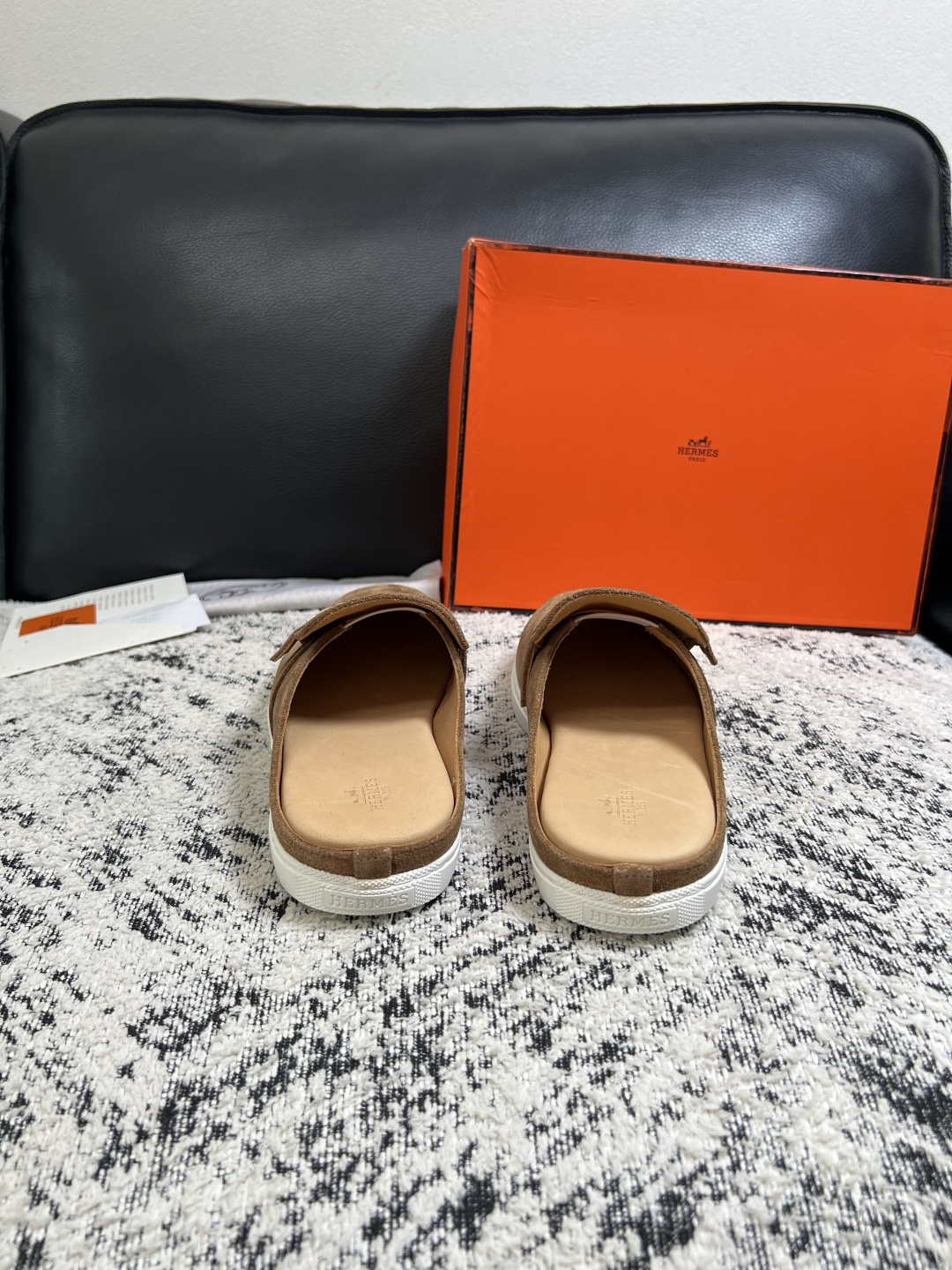 Hermes  高品质  顶级工艺品  爱马仕 专柜同步发售原厂配置，意大利进口原版牛皮面料，高品质拼接工艺，全进口水染