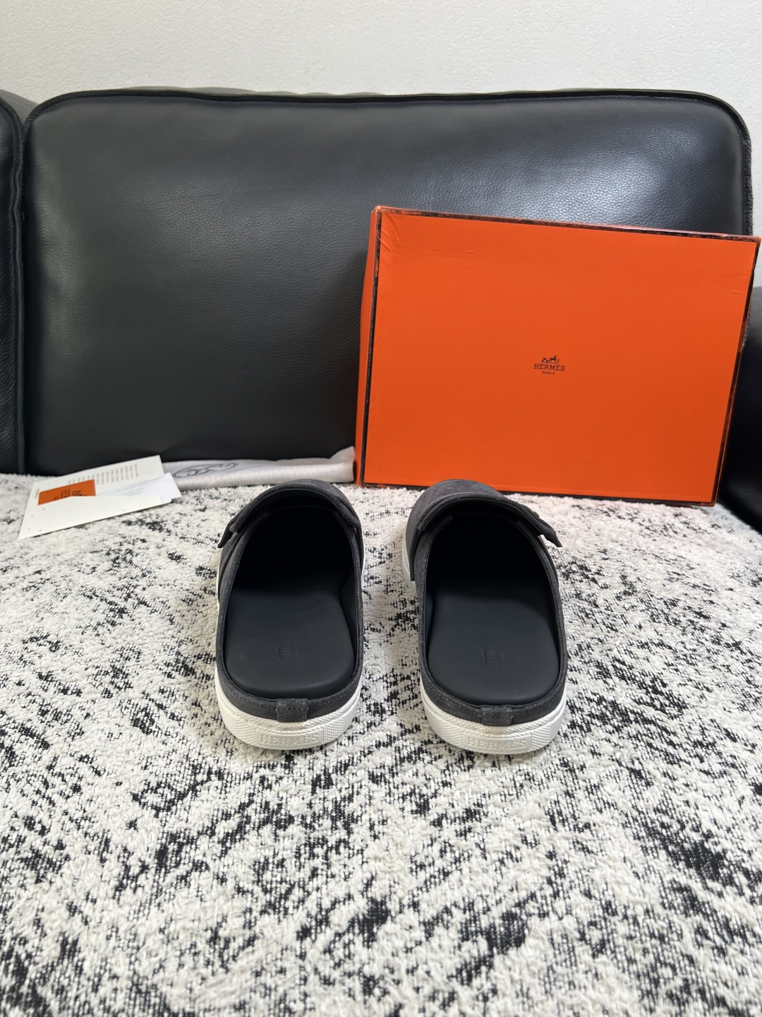 Hermes  高品质  顶级工艺品  爱马仕 专柜同步发售原厂配置，意大利进口原版牛皮面料，高品质拼接工艺，全进口水染