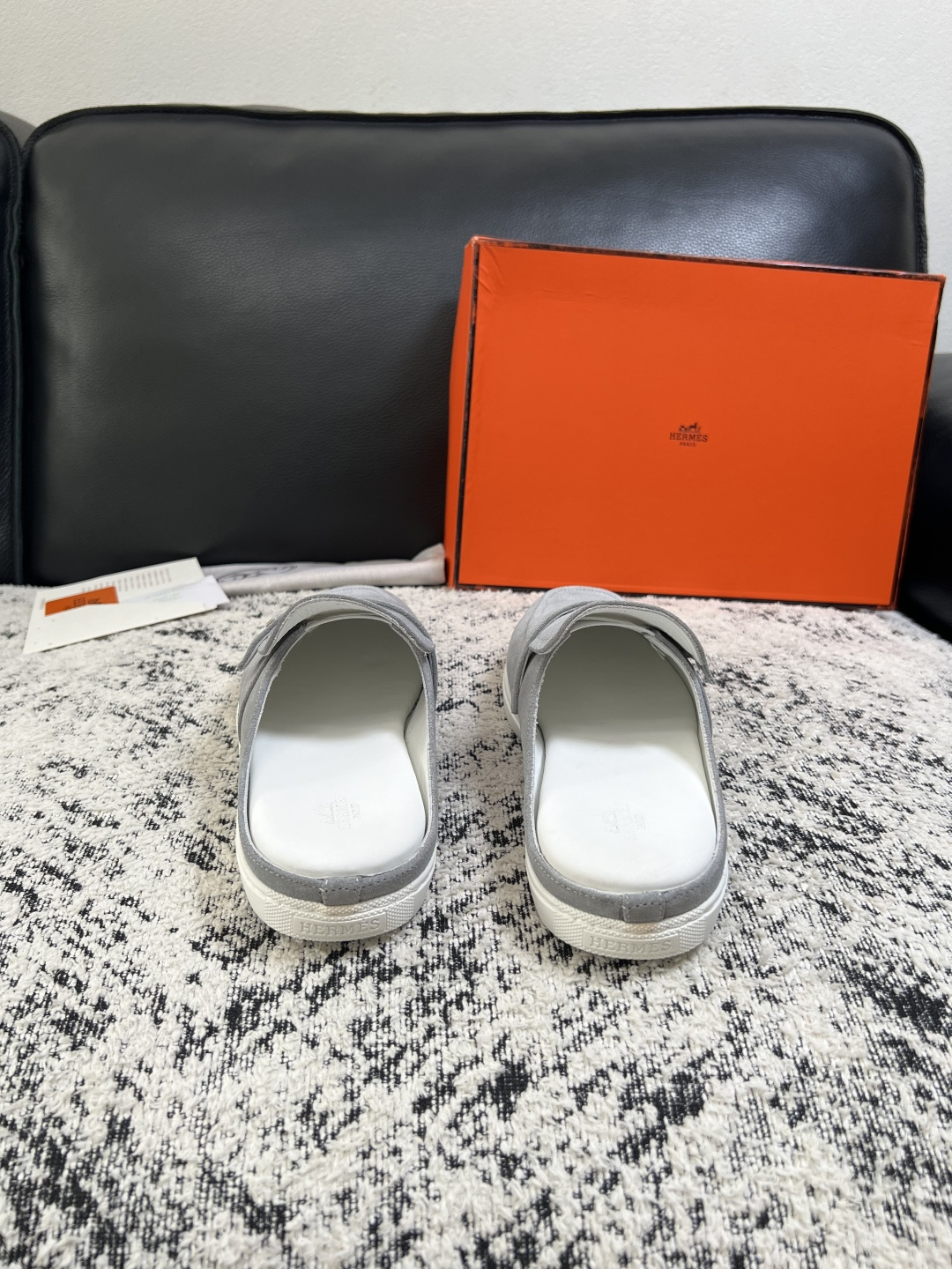 Hermes  高品质  顶级工艺品  爱马仕 专柜同步发售原厂配置，意大利进口原版牛皮面料，高品质拼接工艺，全进口水染