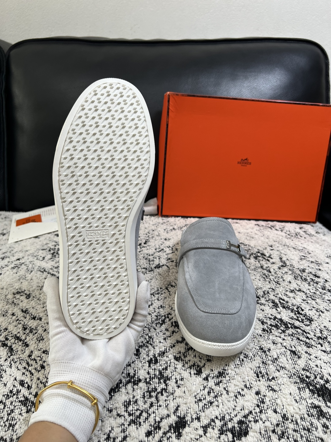 Hermes  高品质  顶级工艺品  爱马仕 专柜同步发售原厂配置，意大利进口原版牛皮面料，高品质拼接工艺，全进口水染