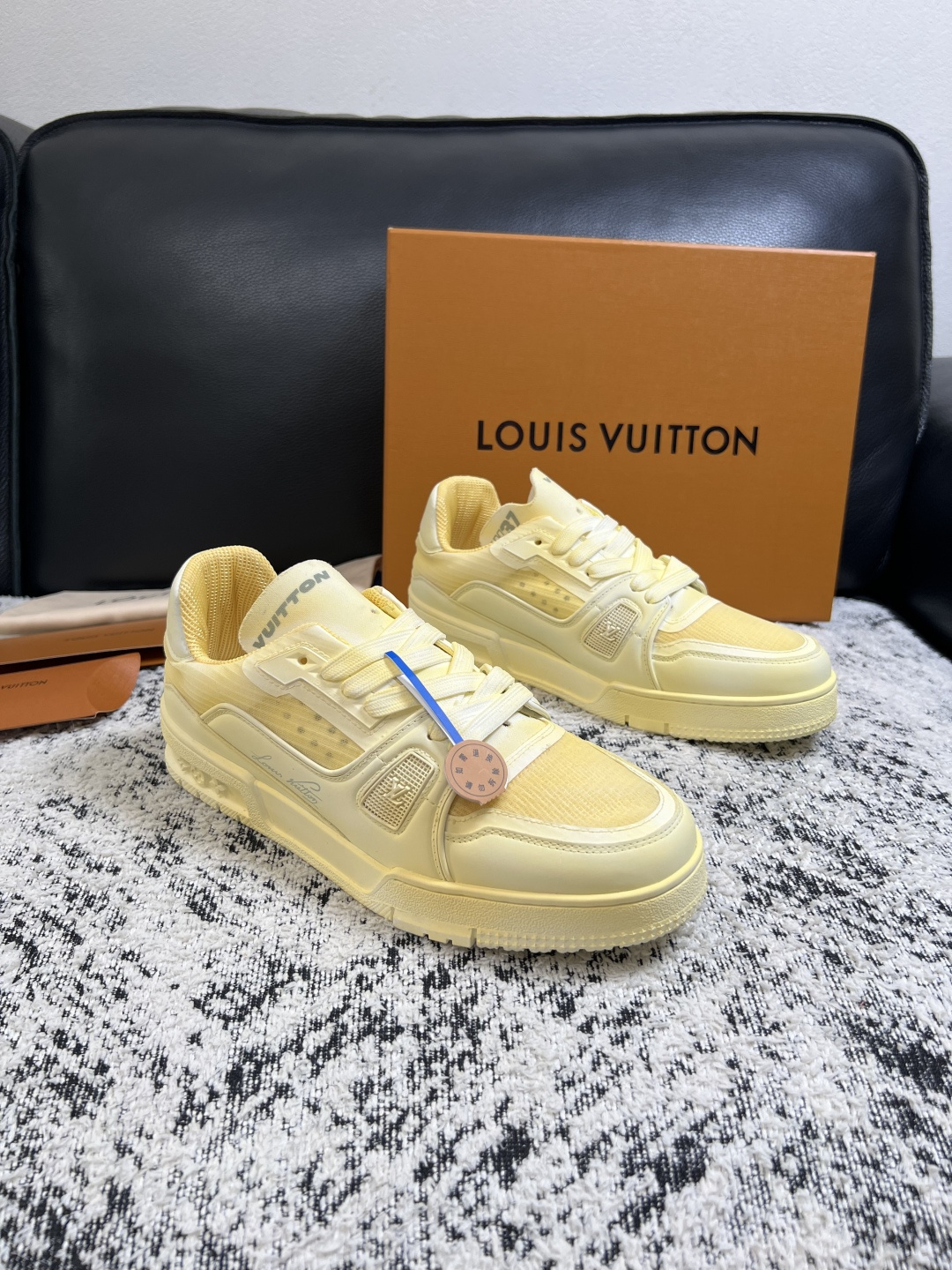 Lv 高品质 顶级工艺品 路易威登,运动板鞋专柜同步,鞋面意大利进口,高品质拼接缤纷色彩复杂工艺品,进口网布里垫柔 Lv 高品质 顶级工艺品 路易威登,运动板鞋专柜同步,鞋面意大利进口,高品质拼接缤纷色彩复杂工艺品,进口网布里垫柔