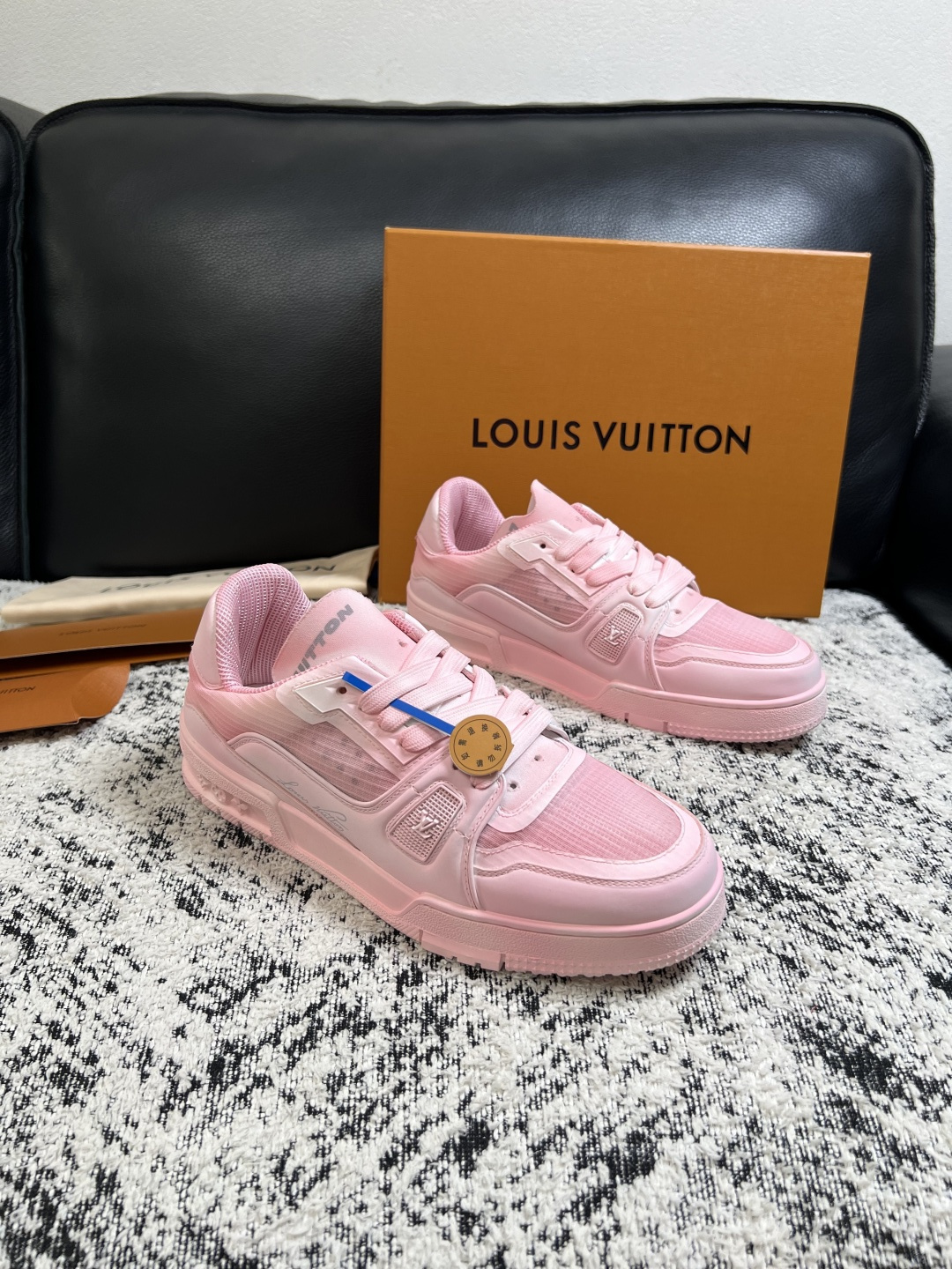 Lv 高品质 顶级工艺品 路易威登,运动板鞋专柜同步,鞋面意大利进口,高品质拼接缤纷色彩复杂工艺品,进口网布里垫柔 Lv 高品质 顶级工艺品 路易威登,运动板鞋专柜同步,鞋面意大利进口,高品质拼接缤纷色彩复杂工艺品,进口网布里垫柔