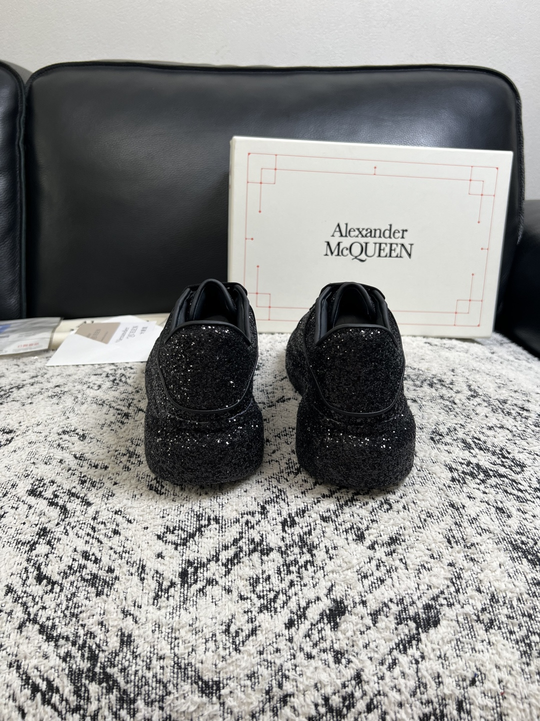 Alexander McQueen  高品质  顶级工艺品  麦昆  专柜同步 原厂配置，意大利进口原版牛皮面料，高品质