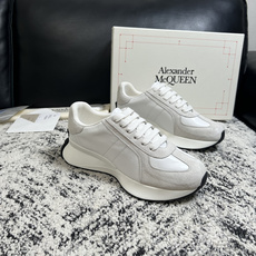 Alexander McQueen 高品质 顶级工艺品 麦昆 专柜同步 原厂配置,意大利进口原版牛皮面料,高品质 Alexander McQueen 高品质 顶级工艺品 麦昆 专柜同步 原厂配置,意大利进口原版牛皮面料,高品质