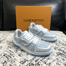 Lv 高品质 顶级工艺品 路易威登,运动板鞋专柜同步原厂配置,鞋面意大利进口牛皮改色面料,进口网布里垫柔软舒适,鞋 Lv 高品质 顶级工艺品 路易威登,运动板鞋专柜同步原厂配置,鞋面意大利进口牛皮改色面料,进口网布里垫柔软舒适,鞋