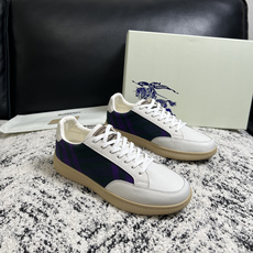 BURBERRY 顶级工艺品 巴宝莉 专柜同步,原厂配置意大利进口牛皮面料,高品质复杂拼接工艺,进口牛皮内里垫,透气舒 BURBERRY 顶级工艺品 巴宝莉 专柜同步,原厂配置意大利进口牛皮面料,高品质复杂拼接工艺,进口牛皮内里垫,透气舒