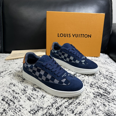 Lv 高品质 顶级工艺品 路易威登,专柜同步原厂配置,鞋面意大利进口,高品质拼接缤纷色彩复杂工艺品,进口牛皮里垫柔 Lv 高品质 顶级工艺品 路易威登,专柜同步原厂配置,鞋面意大利进口,高品质拼接缤纷色彩复杂工艺品,进口牛皮里垫柔