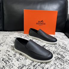 Hermes 高品质 顶级工艺品 爱马仕 专柜同步发售原厂配置,意大利进口原版牛皮面料,高品质拼接工艺,全进口水染 Hermes 高品质 顶级工艺品 爱马仕 专柜同步发售原厂配置,意大利进口原版牛皮面料,高品质拼接工艺,全进口水染