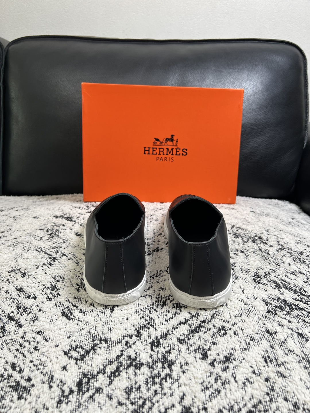 Hermes  高品质  顶级工艺品  爱马仕 专柜同步发售原厂配置，意大利进口原版牛皮面料，高品质拼接工艺，全进口水染