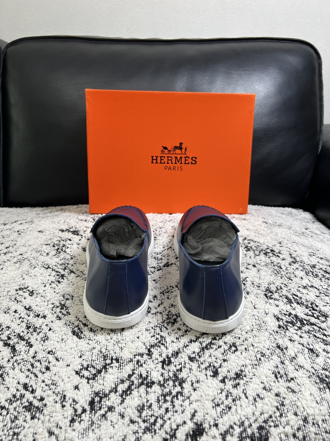 Hermes  高品质  顶级工艺品  爱马仕 专柜同步发售原厂配置，意大利进口原版牛皮面料，高品质拼接工艺，全进口水染