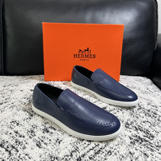 Hermes 高品质 顶级工艺品 爱马仕 专柜同步发售原厂配置,意大利进口原版牛皮面料,高品质拼接工艺,全进口水染 Hermes 高品质 顶级工艺品 爱马仕 专柜同步发售原厂配置,意大利进口原版牛皮面料,高品质拼接工艺,全进口水染