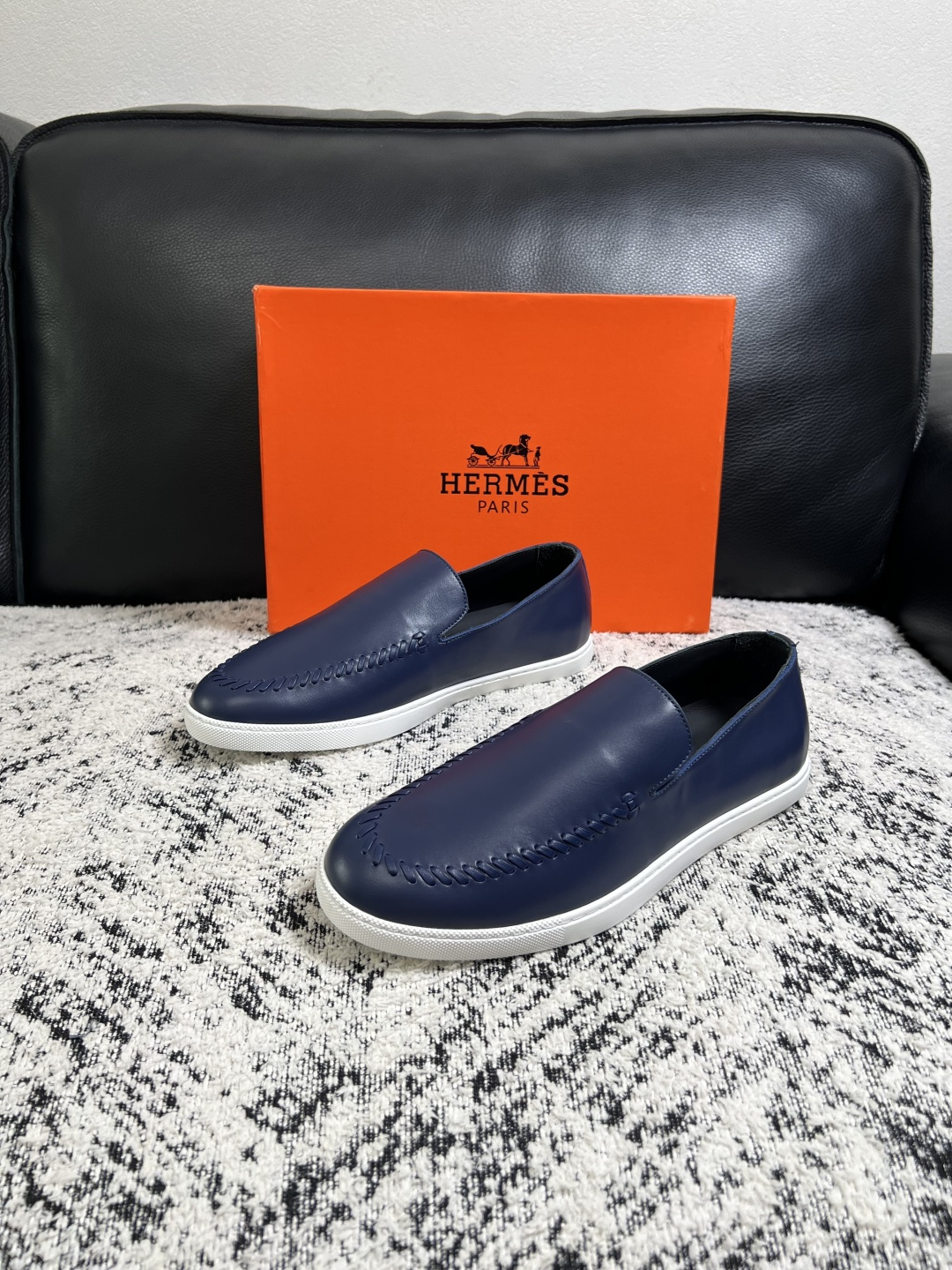 Hermes  高品质  顶级工艺品  爱马仕 专柜同步发售原厂配置，意大利进口原版牛皮面料，高品质拼接工艺，全进口水染