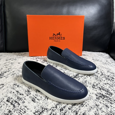 Hermes 高品质 顶级工艺品 爱马仕 专柜同步发售原厂配置,意大利进口原版牛皮面料,高品质拼接工艺,全进口水染 Hermes 高品质 顶级工艺品 爱马仕 专柜同步发售原厂配置,意大利进口原版牛皮面料,高品质拼接工艺,全进口水染