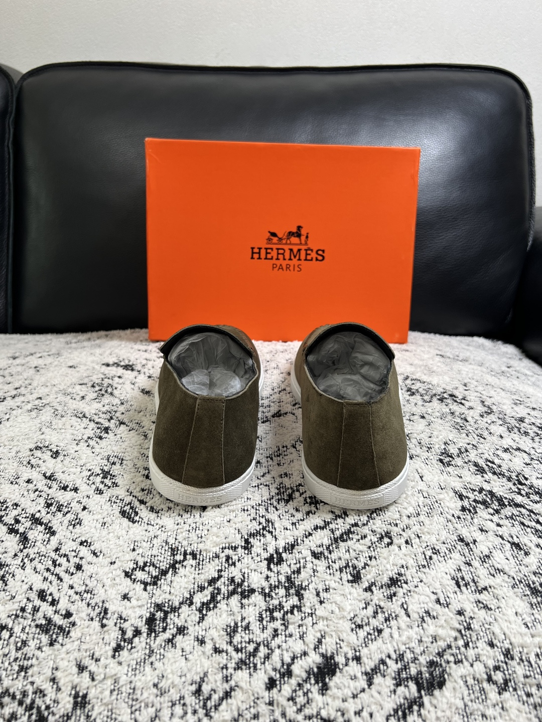 Hermes  高品质  顶级工艺品  爱马仕 专柜同步发售原厂配置，意大利进口原版牛皮面料，高品质拼接工艺，全进口水染