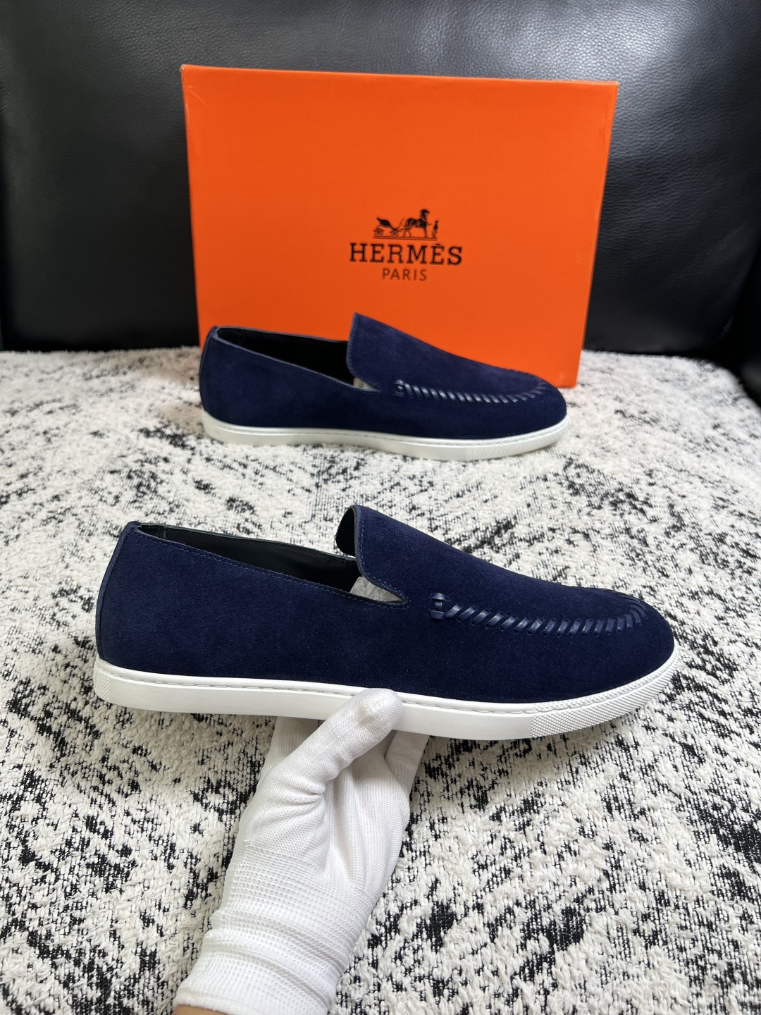 Hermes  高品质  顶级工艺品  爱马仕 专柜同步发售原厂配置，意大利进口原版牛皮面料，高品质拼接工艺，全进口水染