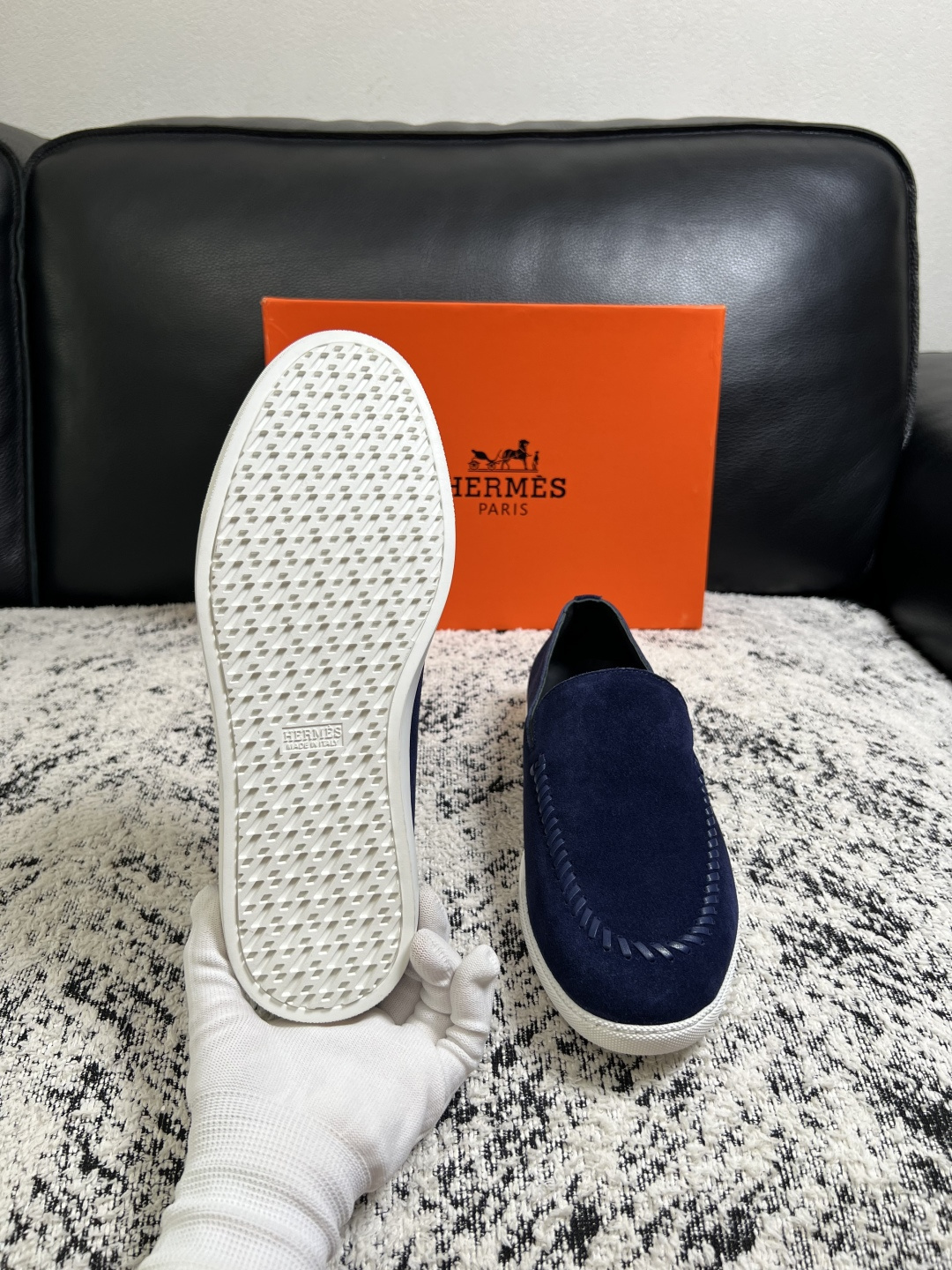 Hermes  高品质  顶级工艺品  爱马仕 专柜同步发售原厂配置，意大利进口原版牛皮面料，高品质拼接工艺，全进口水染