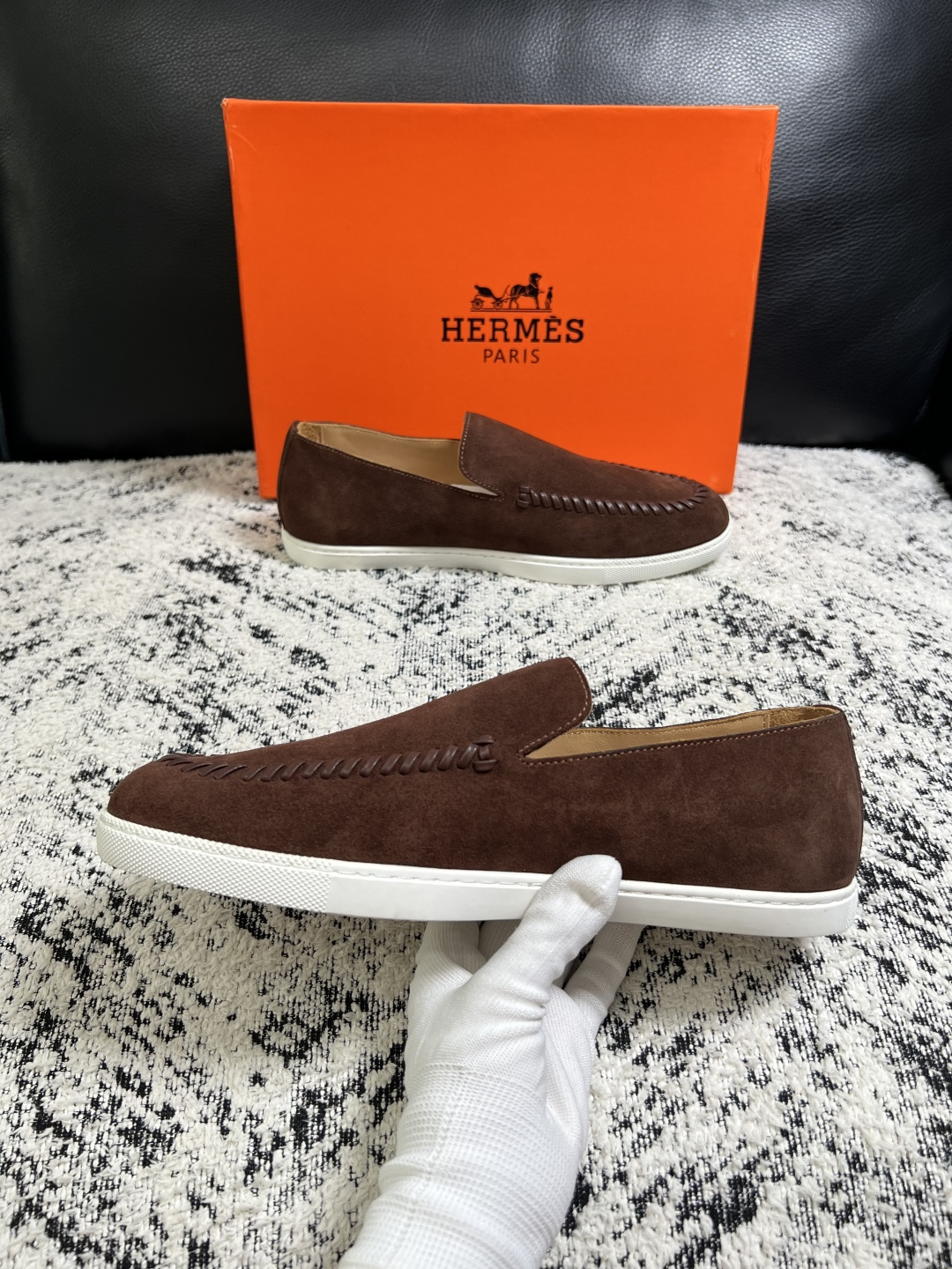Hermes  高品质  顶级工艺品  爱马仕 专柜同步发售原厂配置，意大利进口原版牛皮面料，高品质拼接工艺，全进口水染