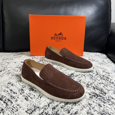 Hermes 高品质 顶级工艺品 爱马仕 专柜同步发售原厂配置,意大利进口原版牛皮面料,高品质拼接工艺,全进口水染 Hermes 高品质 顶级工艺品 爱马仕 专柜同步发售原厂配置,意大利进口原版牛皮面料,高品质拼接工艺,全进口水染