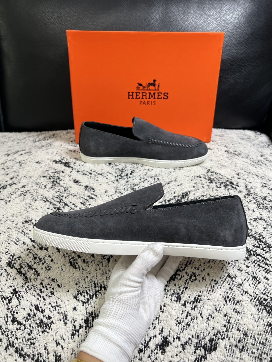 Hermes  高品质  顶级工艺品  爱马仕 专柜同步发售原厂配置，意大利进口原版牛皮面料，高品质拼接工艺，全进口水染