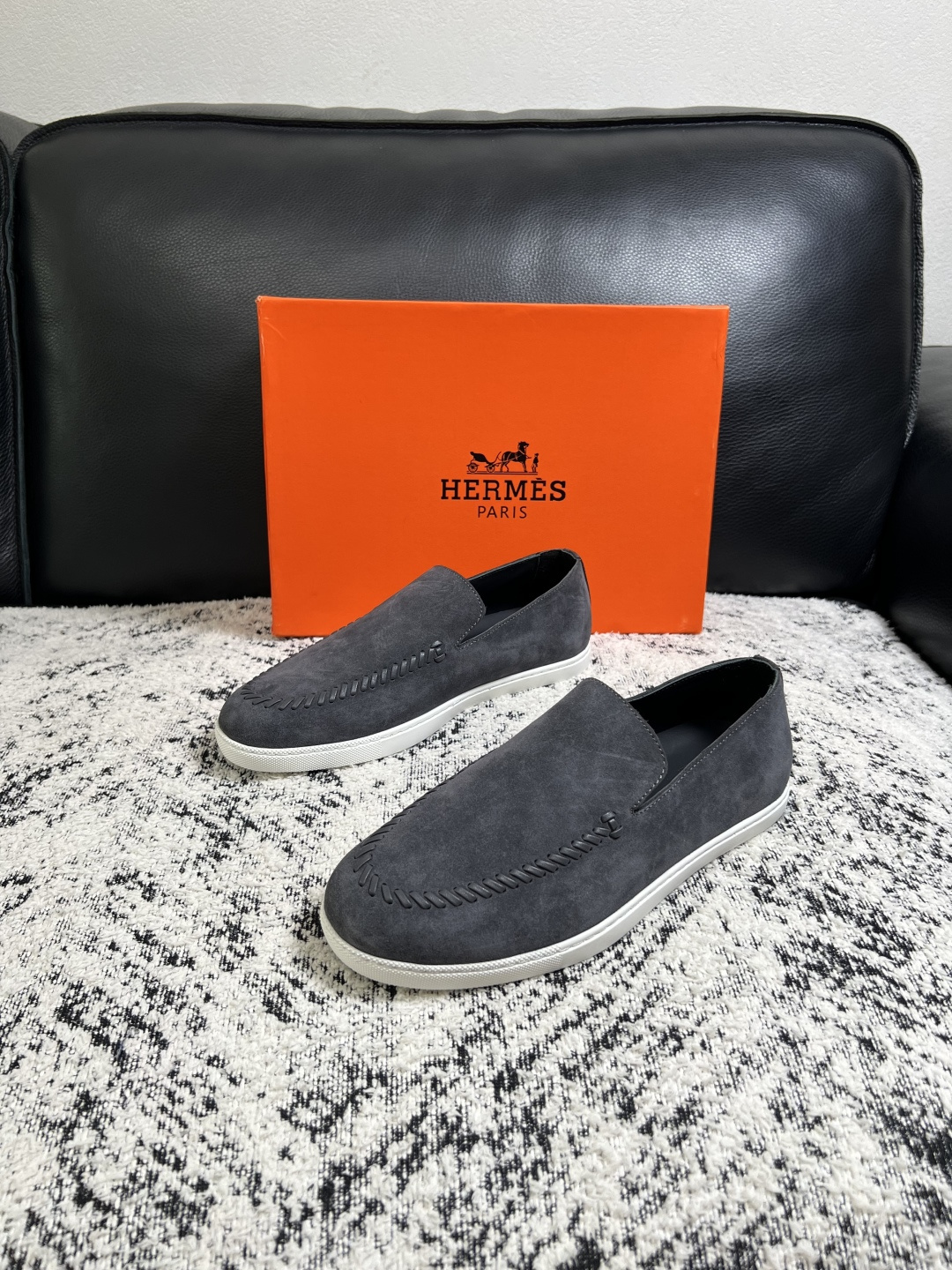 Hermes  高品质  顶级工艺品  爱马仕 专柜同步发售原厂配置，意大利进口原版牛皮面料，高品质拼接工艺，全进口水染