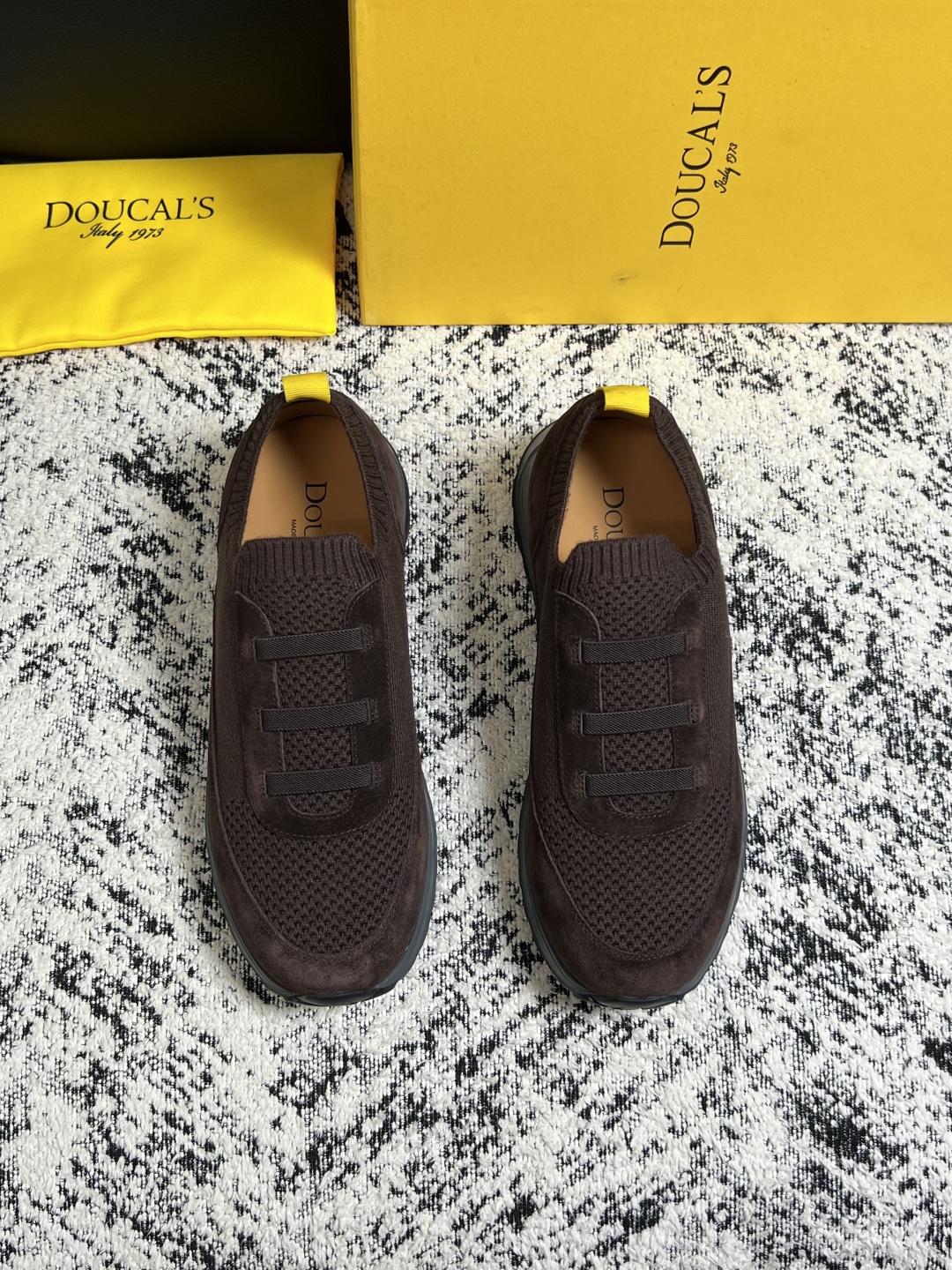 ⚠️只换码不退⚠️  DOUCALS  高品质  顶级工艺品  杜卡斯  运动板鞋专柜同步，意大利进口飞织鞋面，高品质拼