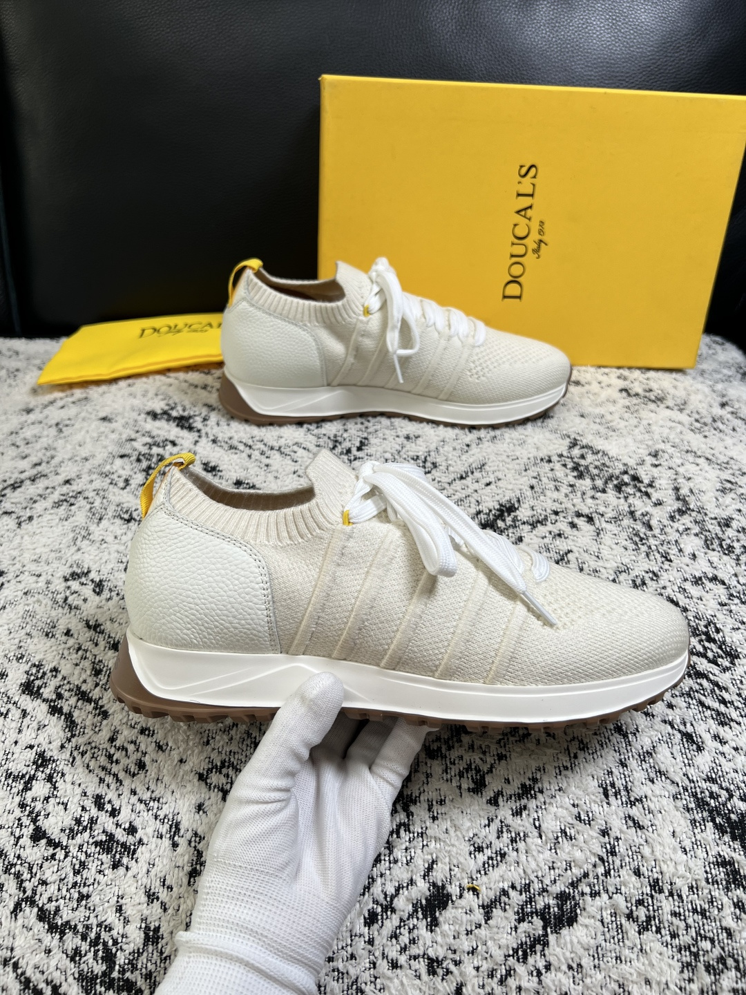 ⚠️只换码不退⚠️  DOUCALS  高品质  顶级工艺品  杜卡斯  运动板鞋专柜同步，意大利进口飞织鞋面，高品质拼