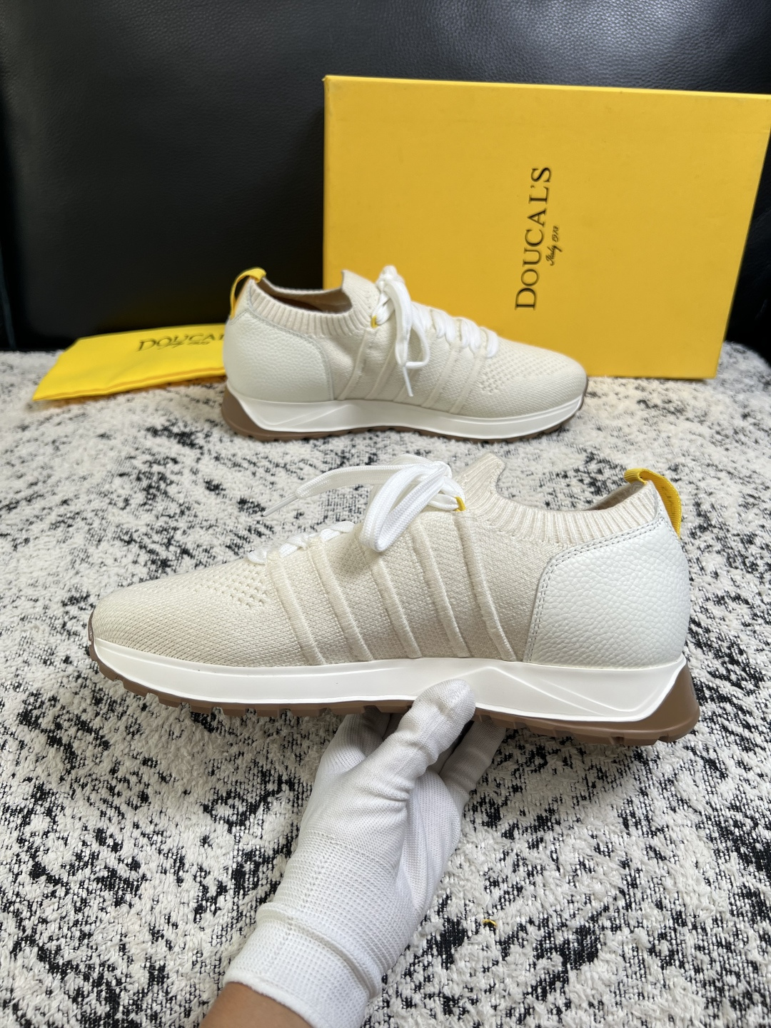 ⚠️只换码不退⚠️  DOUCALS  高品质  顶级工艺品  杜卡斯  运动板鞋专柜同步，意大利进口飞织鞋面，高品质拼