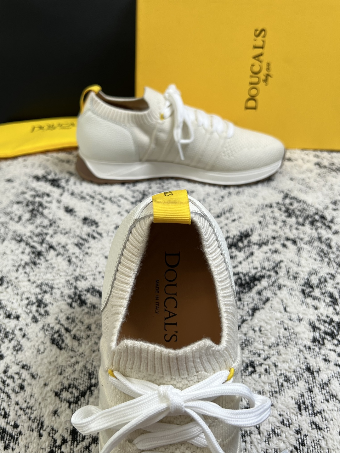 ⚠️只换码不退⚠️  DOUCALS  高品质  顶级工艺品  杜卡斯  运动板鞋专柜同步，意大利进口飞织鞋面，高品质拼