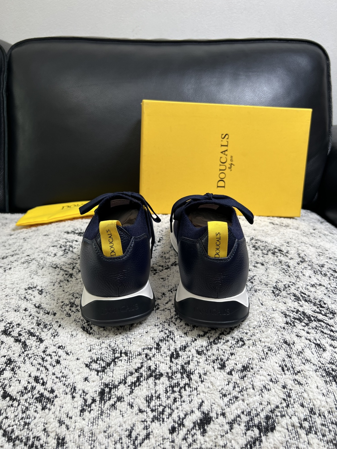⚠️只换码不退⚠️  DOUCALS  高品质  顶级工艺品  杜卡斯  运动板鞋专柜同步，意大利进口飞织鞋面，高品质拼