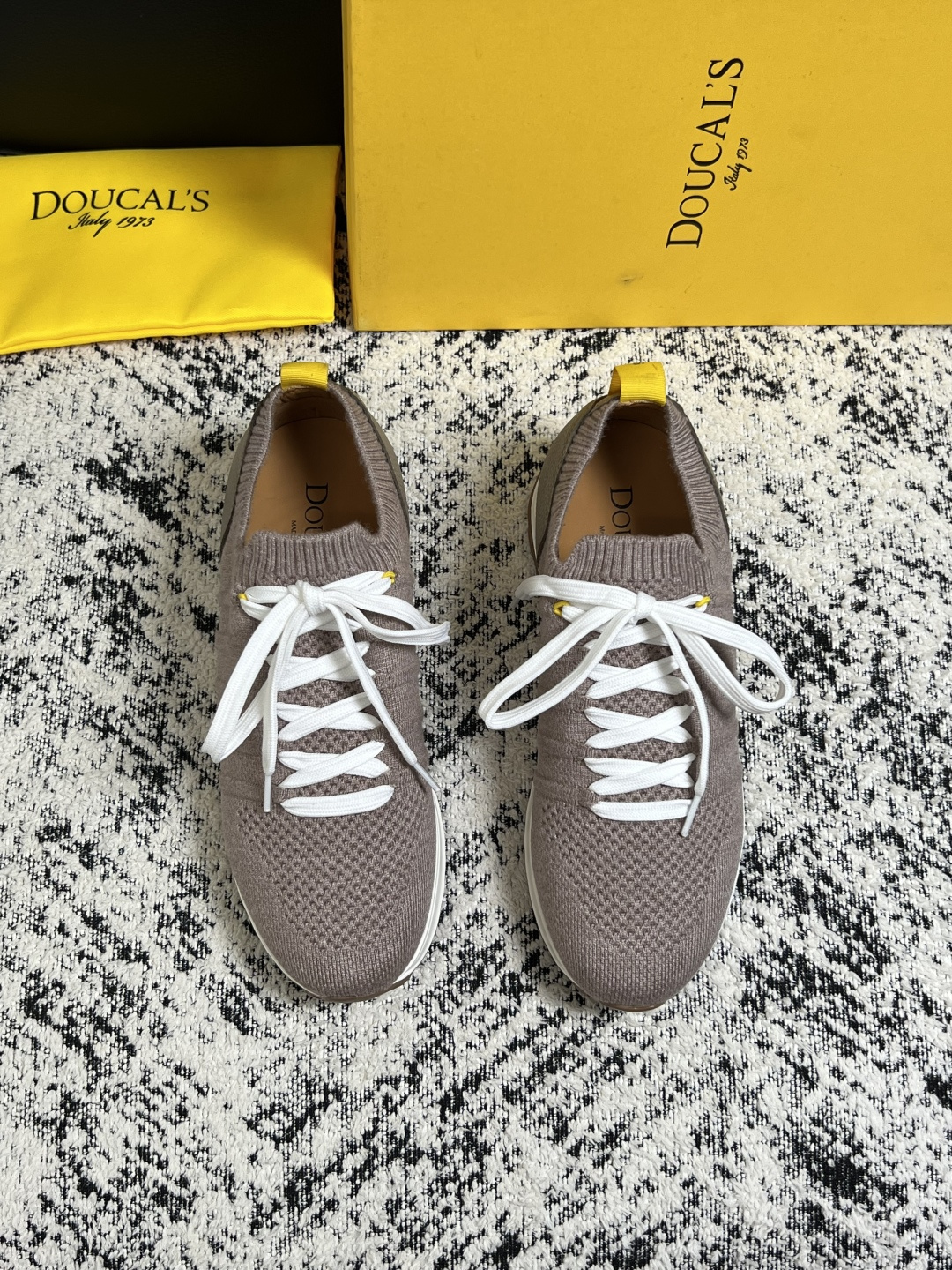 ⚠️只换码不退⚠️ DOUCALS 高品质 顶级工艺品 杜卡斯 运动板鞋专柜同步,意大利进口飞织鞋面,高品质拼 ⚠️只换码不退⚠️ DOUCALS 高品质 顶级工艺品 杜卡斯 运动板鞋专柜同步,意大利进口飞织鞋面,高品质拼