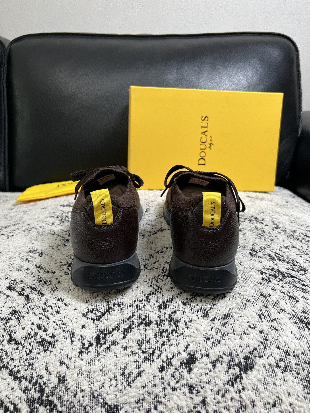 ⚠️只换码不退⚠️  DOUCALS  高品质  顶级工艺品  杜卡斯  运动板鞋专柜同步，意大利进口飞织鞋面，高品质拼