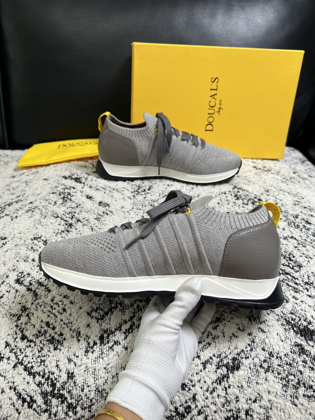 ⚠️只换码不退⚠️  DOUCALS  高品质  顶级工艺品  杜卡斯  运动板鞋专柜同步，意大利进口飞织鞋面，高品质拼