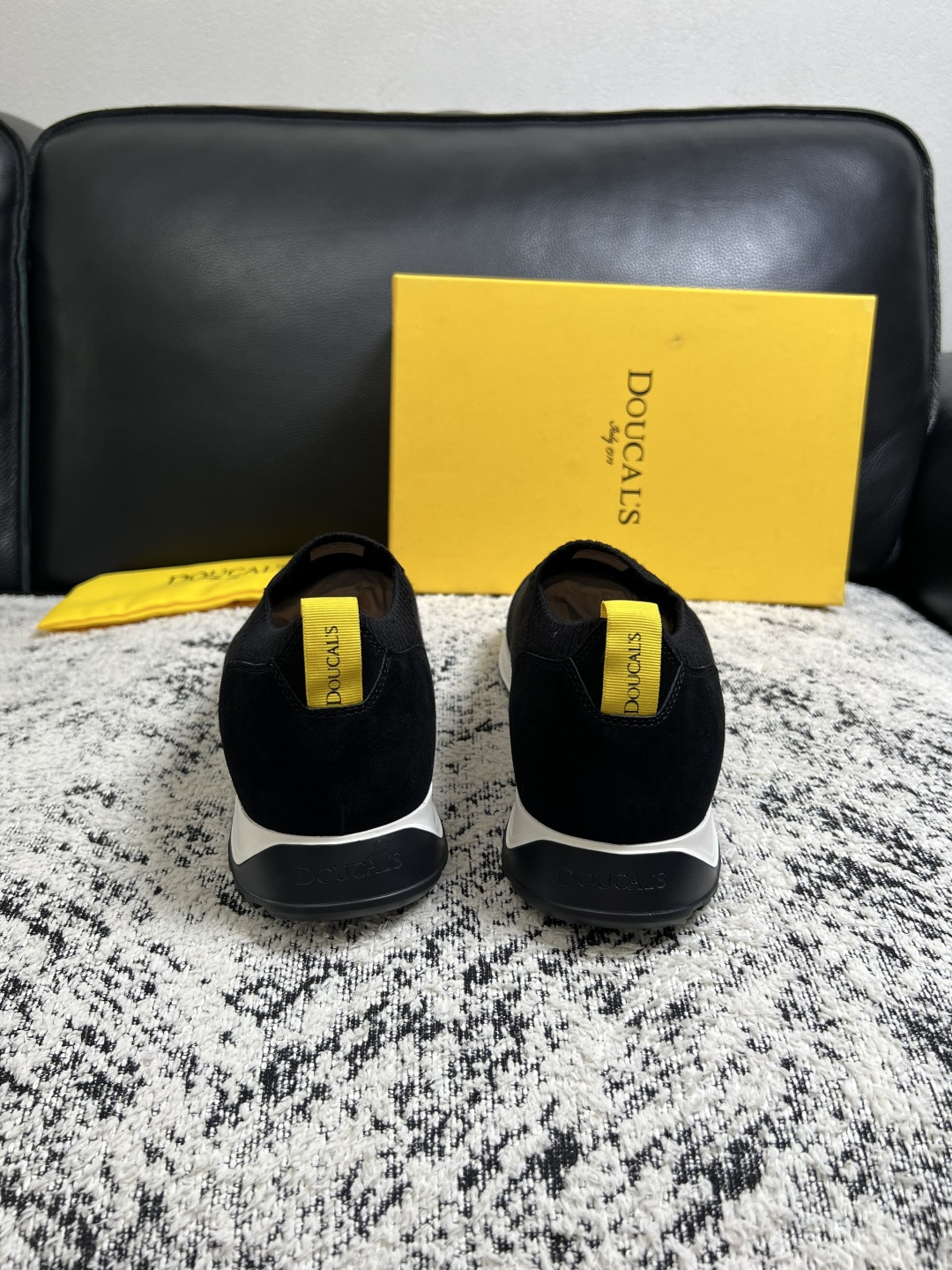 ⚠️只换码不退⚠️  DOUCALS  高品质  顶级工艺品  杜卡斯  运动板鞋专柜同步，意大利进口飞织鞋面，高品质拼