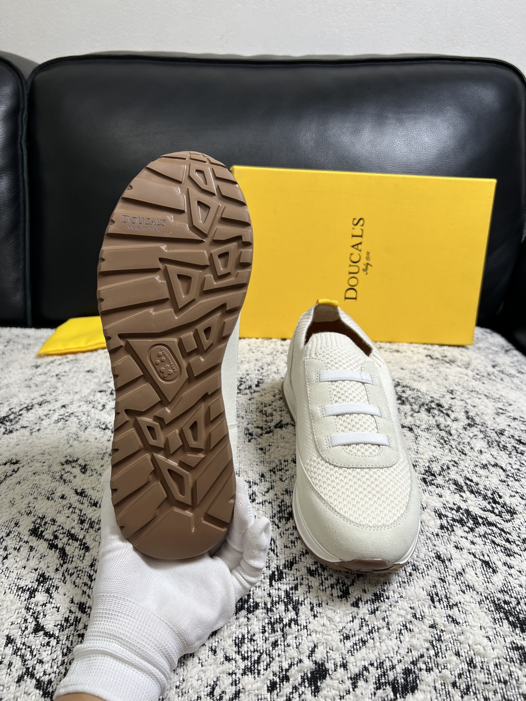 ⚠️只换码不退⚠️  DOUCALS  高品质  顶级工艺品  杜卡斯  运动板鞋专柜同步，意大利进口飞织鞋面，高品质拼