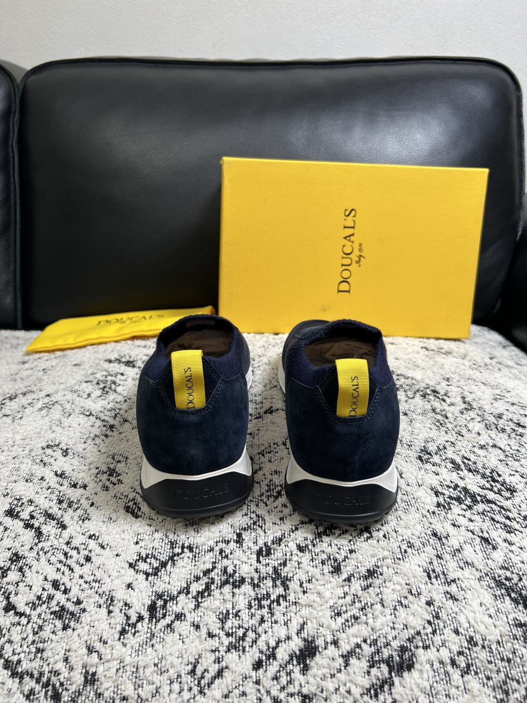 ⚠️只换码不退⚠️  DOUCALS  高品质  顶级工艺品  杜卡斯  运动板鞋专柜同步，意大利进口飞织鞋面，高品质拼