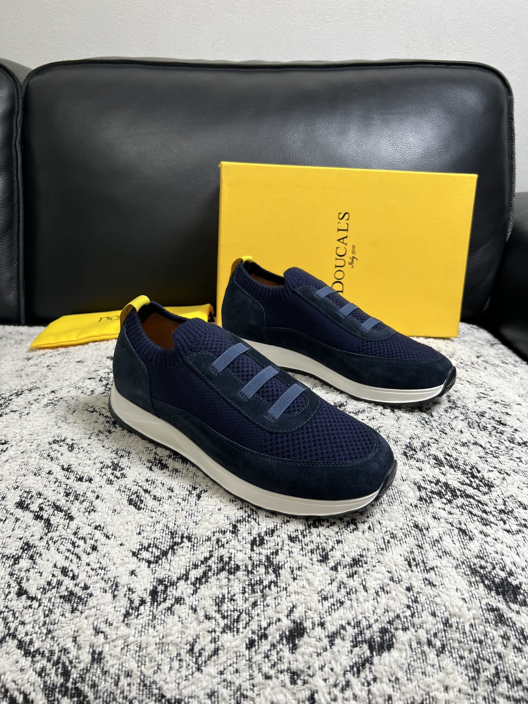⚠️只换码不退⚠️ DOUCALS 高品质 顶级工艺品 杜卡斯 运动板鞋专柜同步,意大利进口飞织鞋面,高品质拼 ⚠️只换码不退⚠️ DOUCALS 高品质 顶级工艺品 杜卡斯 运动板鞋专柜同步,意大利进口飞织鞋面,高品质拼