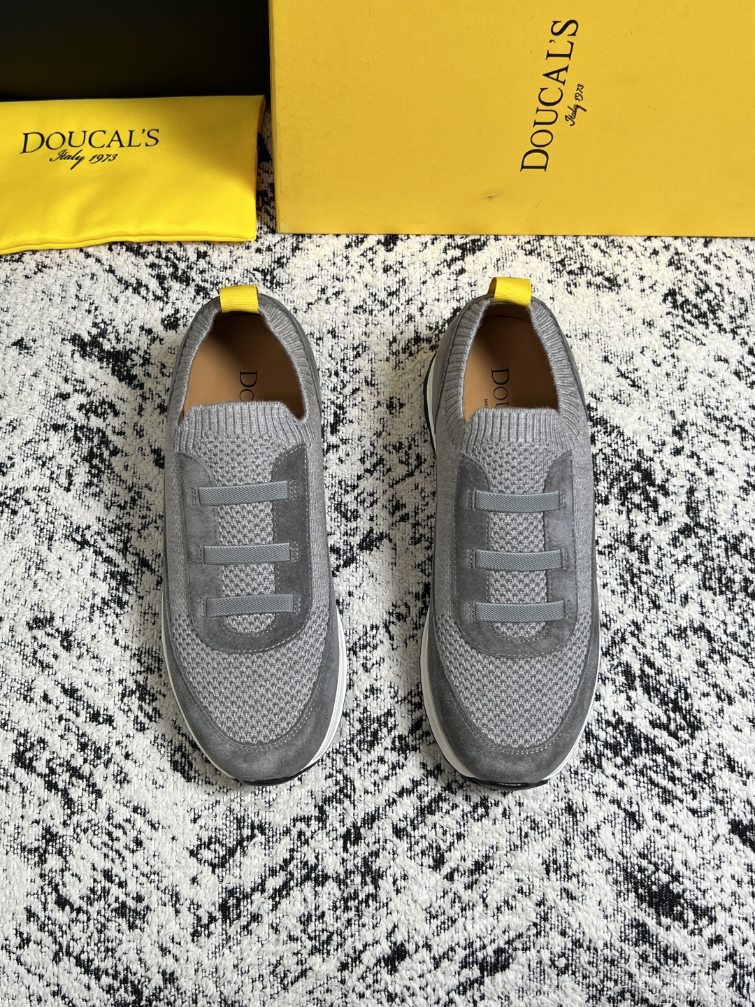 ⚠️只换码不退⚠️ DOUCALS 高品质 顶级工艺品 杜卡斯 运动板鞋专柜同步,意大利进口飞织鞋面,高品质拼 ⚠️只换码不退⚠️ DOUCALS 高品质 顶级工艺品 杜卡斯 运动板鞋专柜同步,意大利进口飞织鞋面,高品质拼