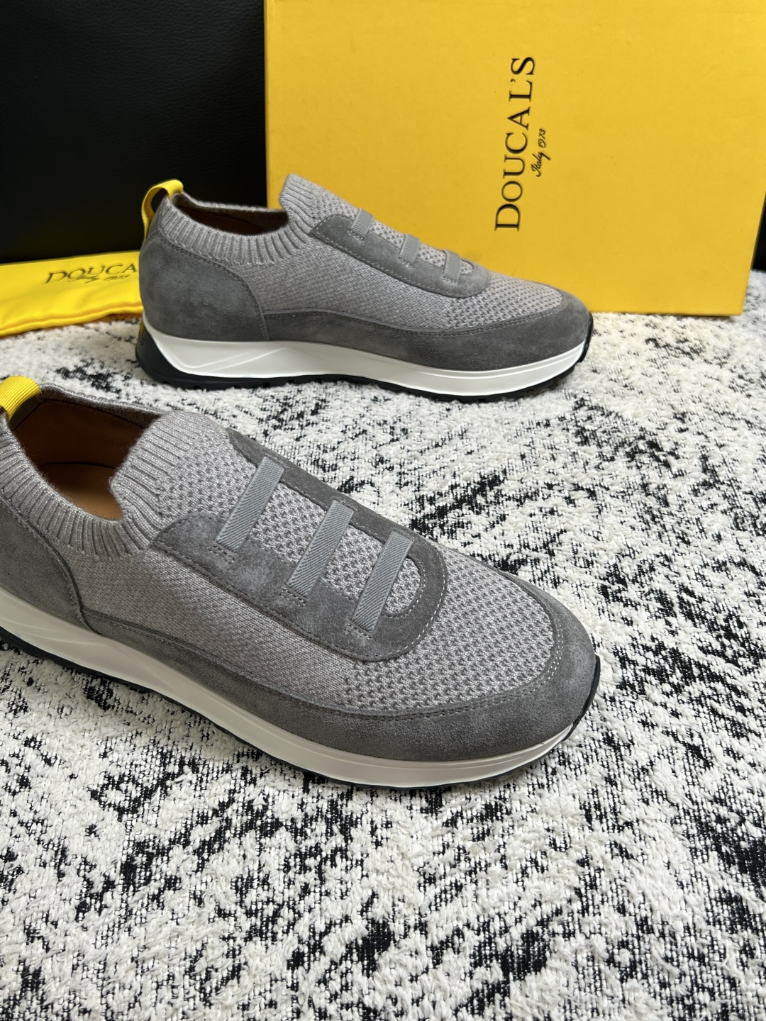 ⚠️只换码不退⚠️ DOUCALS 高品质 顶级工艺品 杜卡斯 运动板鞋专柜同步,意大利进口飞织鞋面,高品质拼 ⚠️只换码不退⚠️ DOUCALS 高品质 顶级工艺品 杜卡斯 运动板鞋专柜同步,意大利进口飞织鞋面,高品质拼