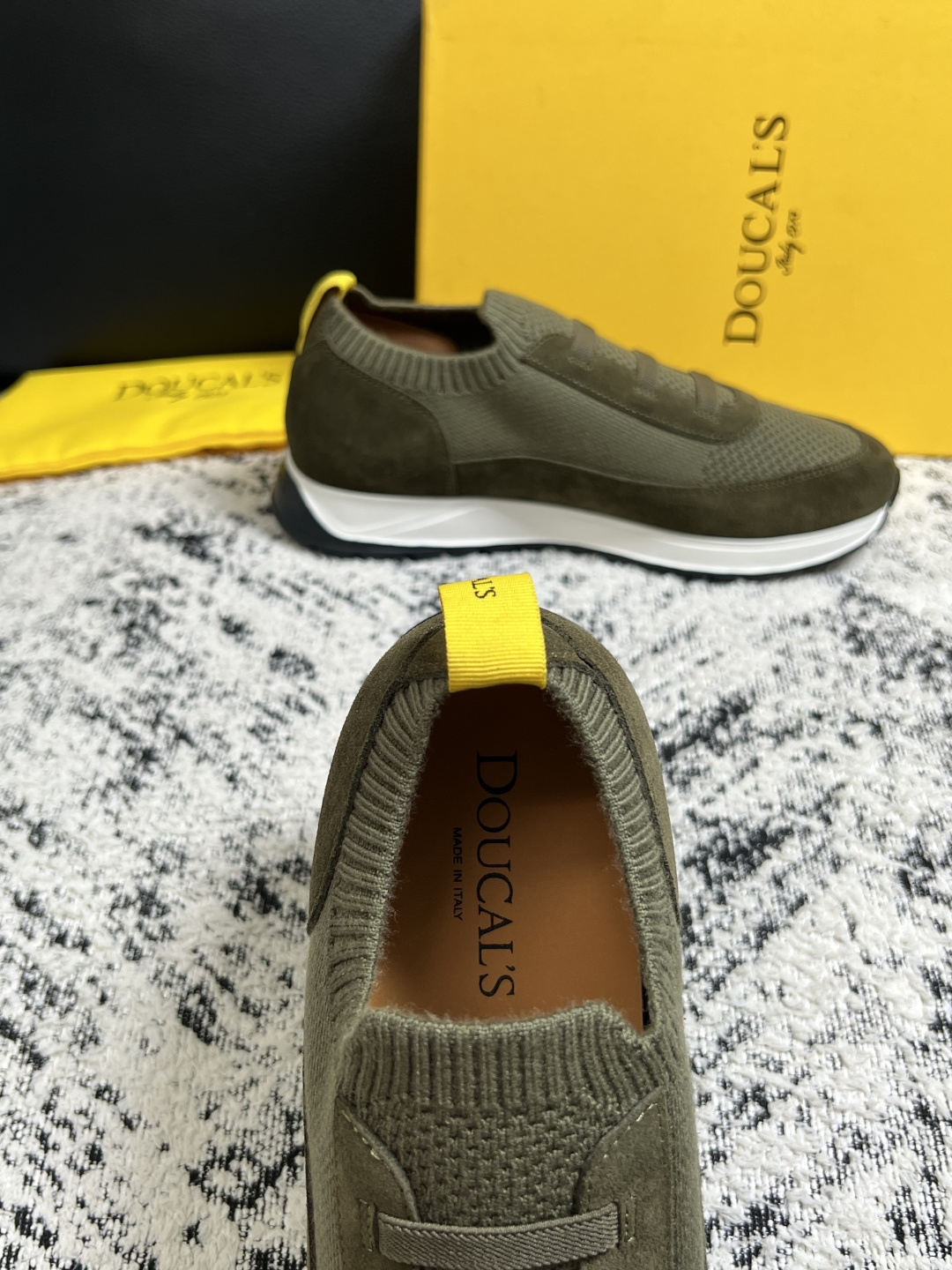 ⚠️只换码不退⚠️  DOUCALS  高品质  顶级工艺品  杜卡斯  运动板鞋专柜同步，意大利进口飞织鞋面，高品质拼