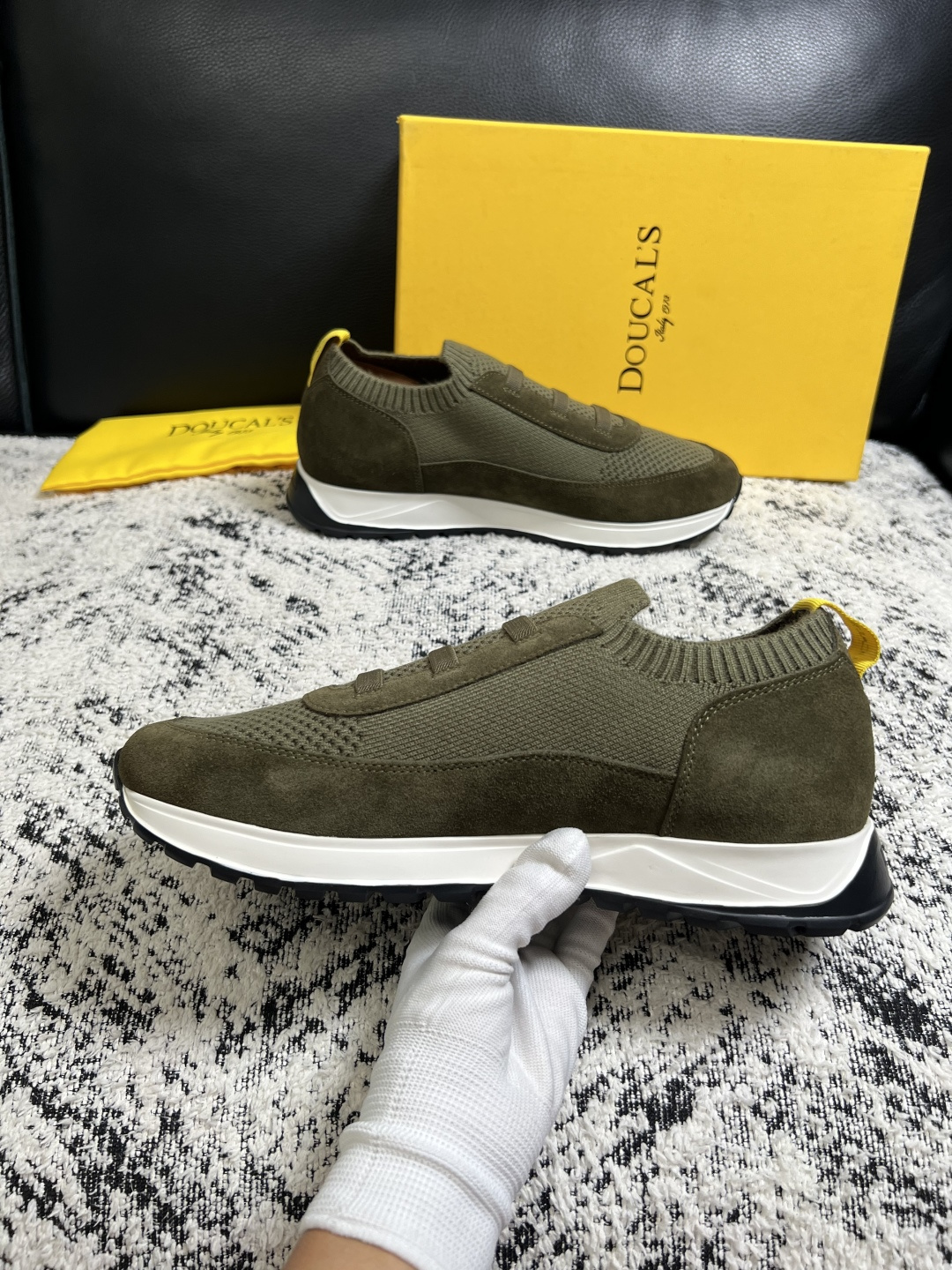 ⚠️只换码不退⚠️  DOUCALS  高品质  顶级工艺品  杜卡斯  运动板鞋专柜同步，意大利进口飞织鞋面，高品质拼