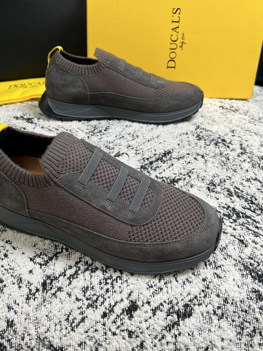 ⚠️只换码不退⚠️ DOUCALS 高品质 顶级工艺品 杜卡斯 运动板鞋专柜同步,意大利进口飞织鞋面,高品质拼 ⚠️只换码不退⚠️ DOUCALS 高品质 顶级工艺品 杜卡斯 运动板鞋专柜同步,意大利进口飞织鞋面,高品质拼