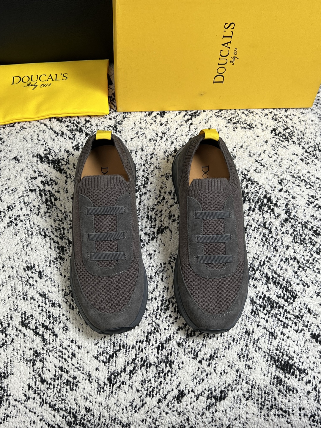 ⚠️只换码不退⚠️ DOUCALS 高品质 顶级工艺品 杜卡斯 运动板鞋专柜同步,意大利进口飞织鞋面,高品质拼 ⚠️只换码不退⚠️ DOUCALS 高品质 顶级工艺品 杜卡斯 运动板鞋专柜同步,意大利进口飞织鞋面,高品质拼