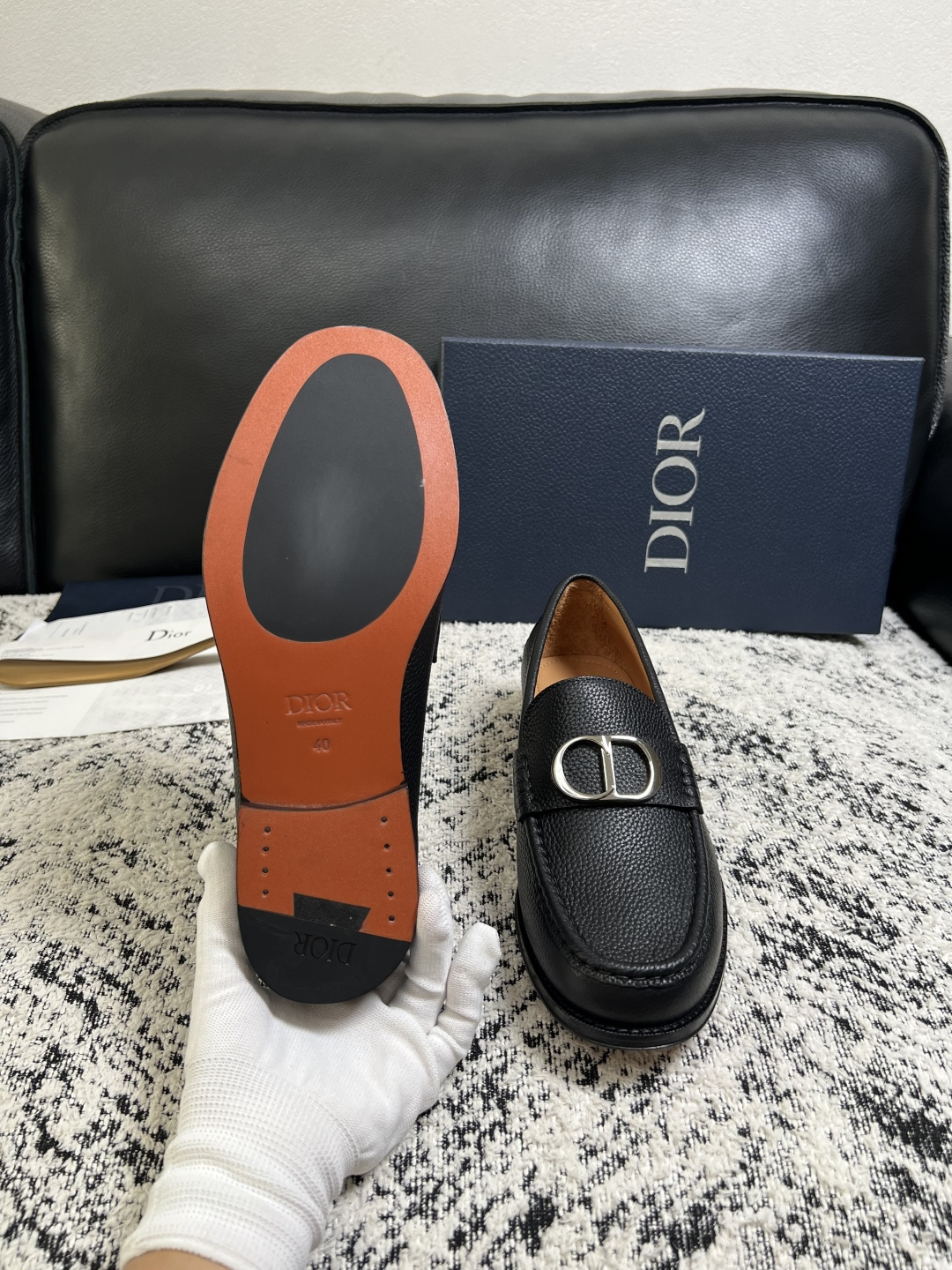 Dior  高品质  顶级工艺品  迪奥  皮鞋系列专柜同步原厂配置，意大利进口牛皮，全进口水染牛皮里垫，鞋底：原厂特供