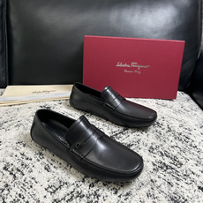 Ferragamo 高品质 顶级工艺品 菲拉格慕 豆豆鞋专柜同步发售原厂配置,意大利进口原版牛皮,进口水染牛里 Ferragamo 高品质 顶级工艺品 菲拉格慕 豆豆鞋专柜同步发售原厂配置,意大利进口原版牛皮,进口水染牛里
