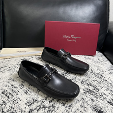 Ferragamo 高品质 顶级工艺品 菲拉格慕 豆豆鞋专柜同步发售原厂配置,意大利进口原版牛皮,进口水染牛里 Ferragamo 高品质 顶级工艺品 菲拉格慕 豆豆鞋专柜同步发售原厂配置,意大利进口原版牛皮,进口水染牛里