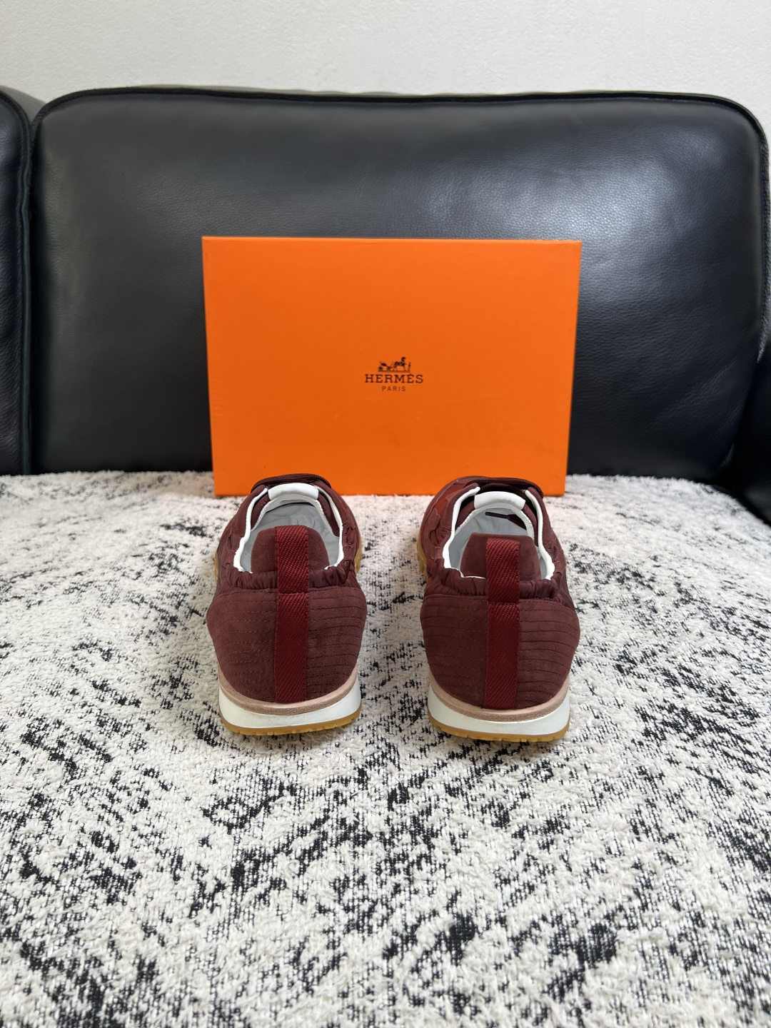 Hermes  高品质  顶级工艺品  爱马仕 专柜同步发售原厂配置，意大利进口原版牛皮面料，高品质拼接工艺，全进口水染