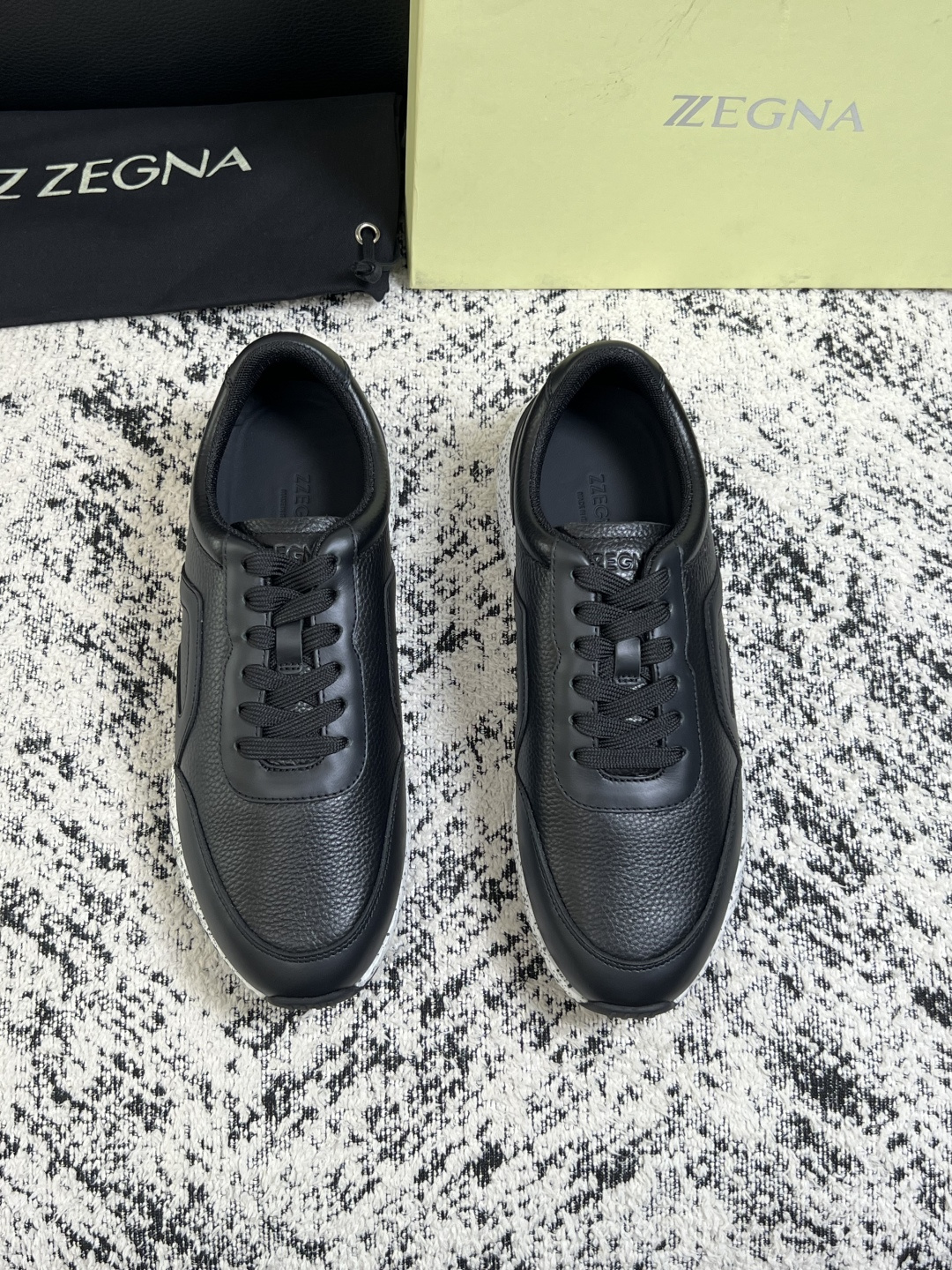 ⚠️只换码不退⚠️   Zegna  高品质  顶级工艺品  杰尼亚  专柜新款原厂配置，意大利进口牛皮面料，进口牛里垫